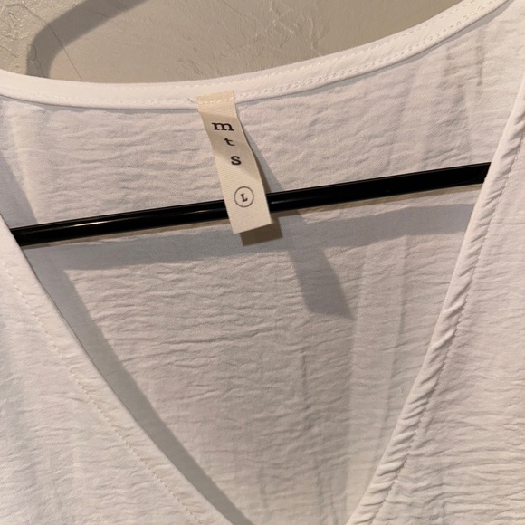 NWOT Top - Picture 3 of 3